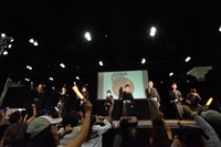 SOLIDEMOによるライブの様子。