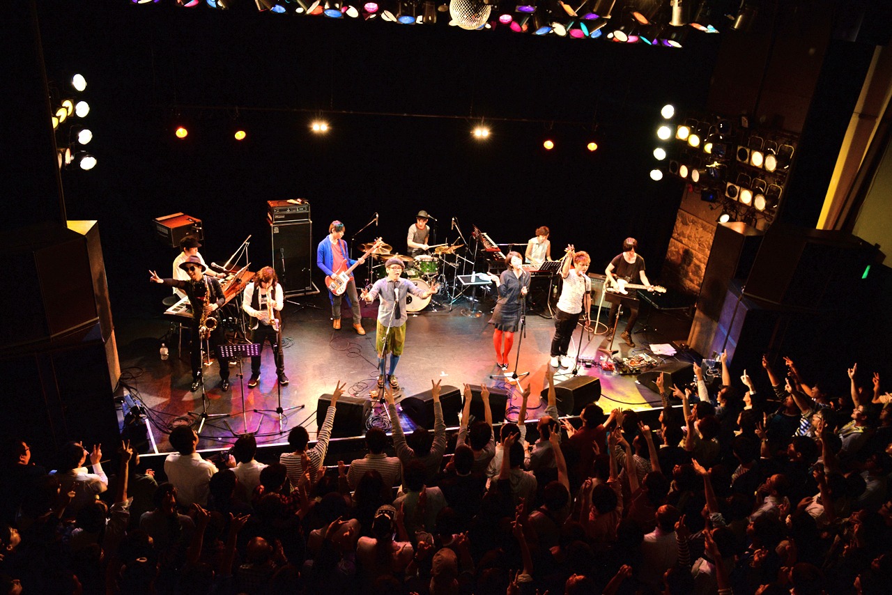「Victoria's Circus vol.1」アンコールの様子。