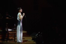 「billboard classics Salyu with 小林武史 PREMIUM SYMPHONIC CONCERT」神奈川・ミューザ川崎シンフォニーホール公演の様子。（Photo by Taku Fujii）
