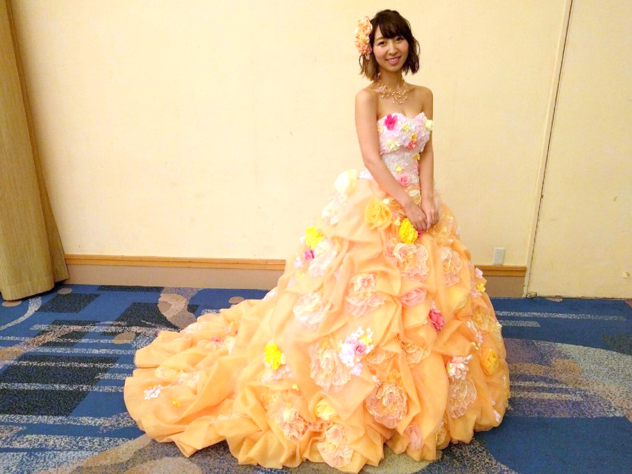 「BIRTHDAY PARTY 2015!」での飯田里穂。（写真提供：徳間ジャパンコミュニケーションズ）