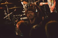 セキュリティをする、まこと（Dr / POT）。（撮影：小笹竜馬）