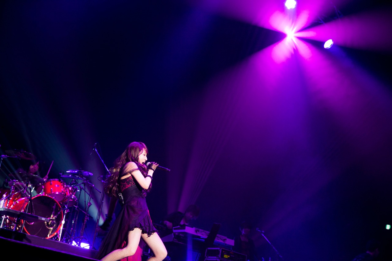 10月11日に埼玉・さいたまスーパーアリーナで開催「LOUD PARK 15」出演時の浜田麻里。（Photo by Kiseki Michiko / Courtesy of LOUD PARK 2015）