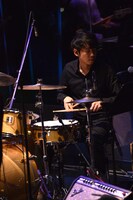 小松シゲル（NONA REEVES）