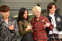 左からグァンス、アヴちゃん、ジヒョク、ゴニル。