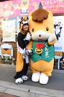 左からあらいぐんまちゃん。、ぐんまちゃん。