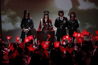 アーバンギャルド「くちびるデモクラシー」MVのワンシーン。