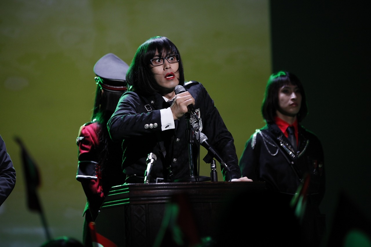 アーバンギャルド「くちびるデモクラシー」MVのワンシーン。