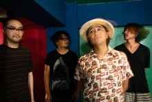 Athens。會田茂一は右から2番目。