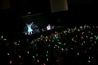 DJ汐りんごと望月みゆ。（撮影：後藤壮太郎）