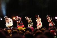 たこやきレインボー「たこ虹ハロウィン」の様子。（撮影：牧野孝彦）