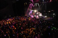 たこやきレインボー「たこ虹ハロウィン」の様子。（撮影：牧野孝彦）