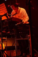 渡辺シュンスケ（提供：エイベックス・グループ）