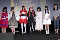 「『女の子よ死体と踊れ』“ハロウィン”ライブ付き初日舞台挨拶」の様子。