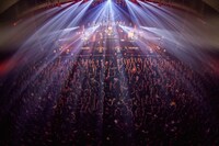 ROTTENGRAFFTY「Live Is Beautiful Tour 2015-2016」東京・豊洲PIT公演の様子。（Photo by HayachiN）