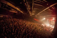 ROTTENGRAFFTY「Live Is Beautiful Tour 2015-2016」東京・豊洲PIT公演の様子。（Photo by HayachiN）