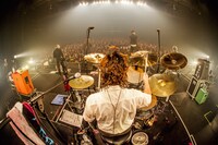 ROTTENGRAFFTY「Live Is Beautiful Tour 2015-2016」東京・豊洲PIT公演の様子。（Photo by HayachiN）