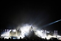 the GazettE「the GazettE LIVE TOUR 15 DOGMATIC -UN-」福島・郡山市民文化センター 中ホール公演の模様。（写真提供：ソニー・ミュージックレコーズ）