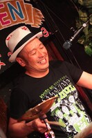 怒髪天のライブの様子。（撮影：渡邉一生）