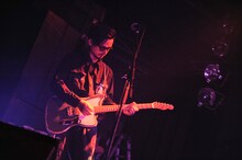 長岡亮介（G / ペトロールズ）（撮影：タンベミサキ［Ohagi］）