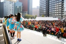 ステージにそろったときめき▽宣伝部×ばってん少女隊。（撮影：濱本英介）