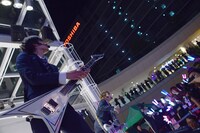 左からTAKUMI、RYUJI。