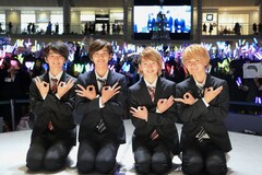 スーツで出勤 Dish 俺たちルーキーズ イベントで川崎を宴会場に 音楽ナタリー スーツで出勤 Dish 俺たちルーキーズ イベントで川崎を宴会場に 音楽ナタリー