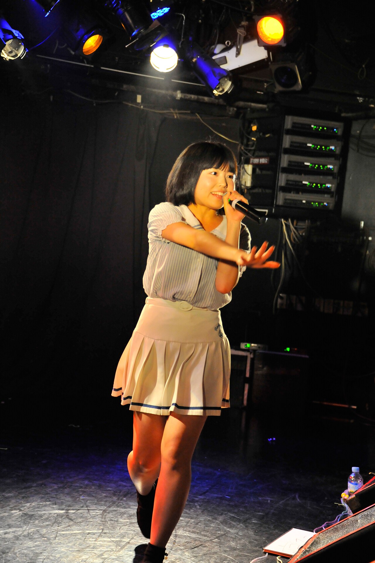 里咲りさ（撮影：角田純子） - マイペースに大暴れ！少女閣下の