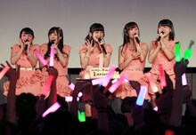 「カントリー・ガールズ1周年記念イベント＆嗣永桃子復活祭」の様子。（提供：アップフロントグループ）