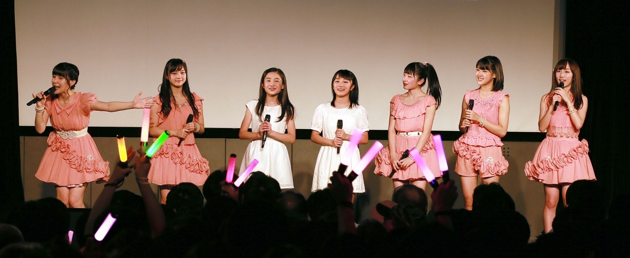 「カントリー・ガールズ1周年記念イベント＆嗣永桃子復活祭」の様子。（提供：アップフロントグループ）