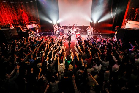 「サロン・ド・キノコ2015秋～夜の禁猟区」東京・東京キネマ倶楽部公演の様子。（撮影：にしゆきみ）