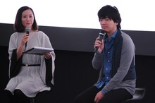 左からレイチェル・チャン、秦基博。