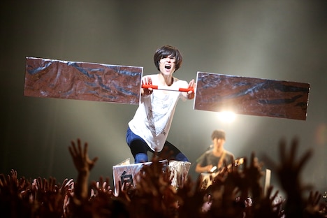 ヤマサキセイヤ（Vo, G / キュウソネコカミ） （Photo by Viola Kam［V'z Twinkle Photography］）