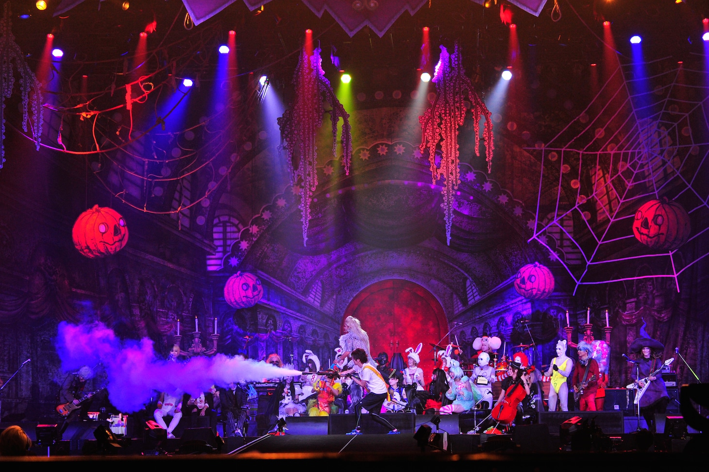 HALLOWEEN JUNKY ORCHESTRA