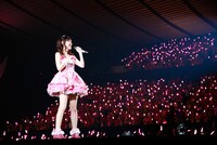 「田村ゆかり LOVE ▽ LIVE *Sunny side Lily*」のワンシーン。