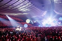 「田村ゆかり LOVE ▽ LIVE *Sunny side Lily*」のワンシーン。