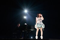 「田村ゆかり LOVE ▽ LIVE *Sunny side Lily*」のワンシーン。