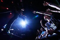 夜の本気ダンス「By Your Side ～ダンスは済んだ？ツアー」東京・UNIT公演の様子。（撮影：石崎祥子）