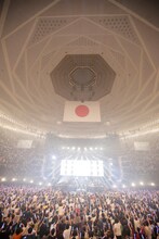 藍井エイル「WORLD OF BLUE」の様子。（写真提供：SME Records）