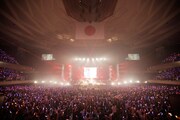 藍井エイル「WORLD OF BLUE」の様子。（写真提供：SME Records）