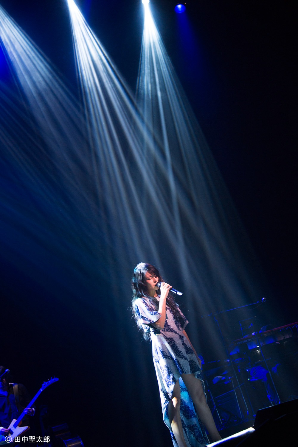 柴咲コウ「Ko Shibasaki Live Tour 2015『こううたう』」東京・東京国際フォーラム ホールA公演の様子。
