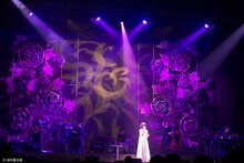 柴咲コウ「Ko Shibasaki Live Tour 2015『こううたう』」東京・東京国際フォーラム ホールA公演の様子。