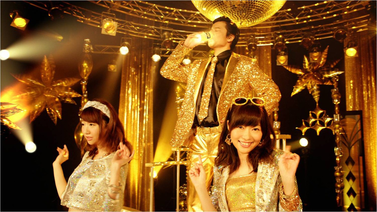 アサヒ飲料「ワンダ 金の微糖 “男の輝き編”」CMのワンシーン。