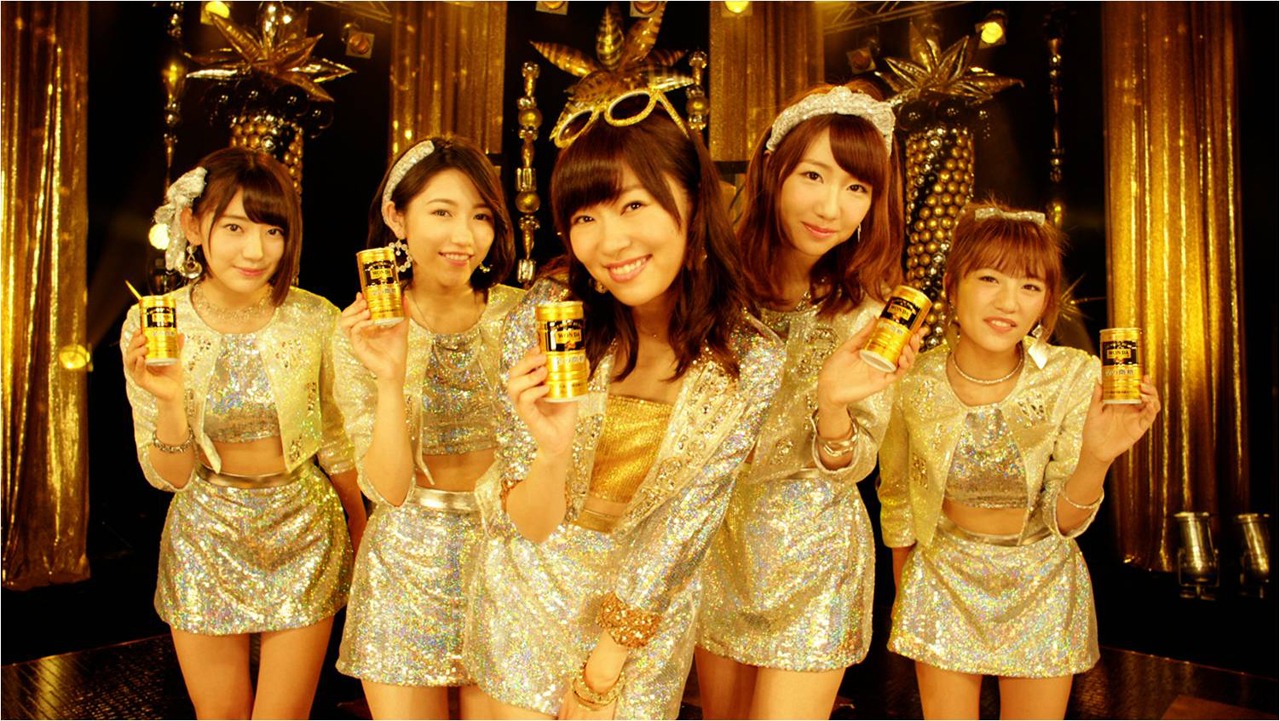 アサヒ飲料「ワンダ 金の微糖 “男の輝き編”」CMのワンシーン。