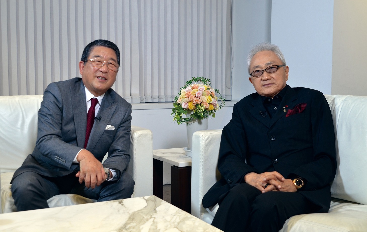 左から徳光和夫、なかにし礼。