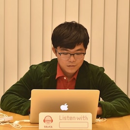 さかいゆう「Listen with」で“絶品ピアノイントロ曲”など紹介