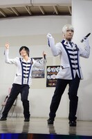 左から朴ウィト、泉奏。