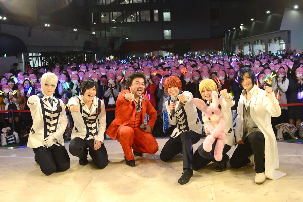 アルスマグナ 1stアルバムイベントでパパイヤ鈴木とakbのダンス 完コピ 音楽ナタリー