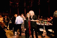 YOSHIKI（左）とブライアン・メイ（右）。（写真提供：ジャパンミュージックエージェンシー）