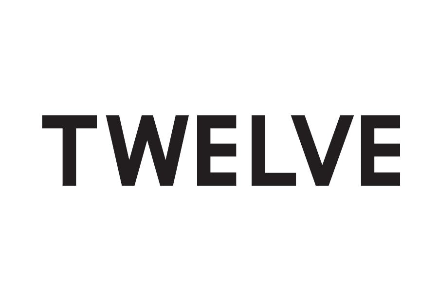 「TWELVE」ロゴ