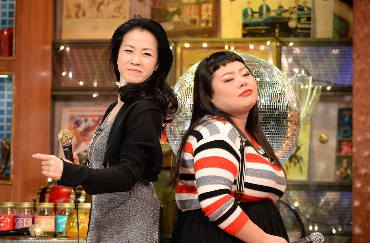 左から坂本冬美、渡辺直美。(c)テレビ朝日